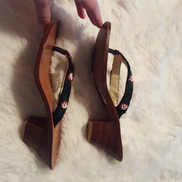 J beaded thongs - Picture 2 of 4